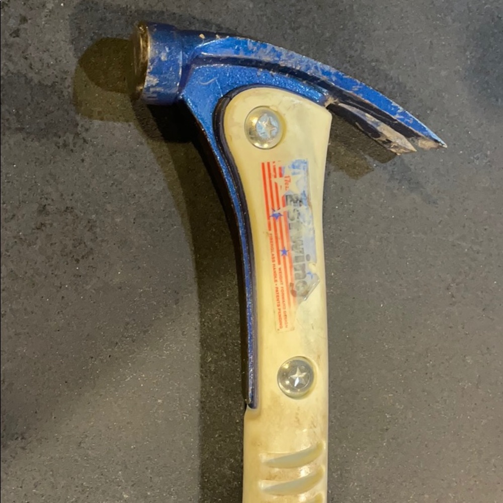 Estwing steel 17oz hammer